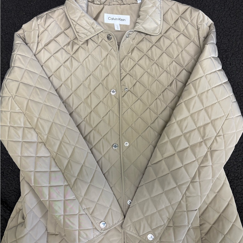 Calvin Klein Women's Beige Quilted Puffer Jacket